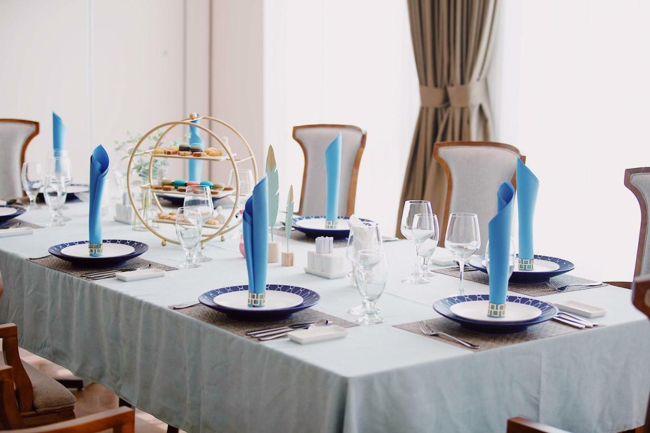 Virtuous World Hotel Foshan Esterno foto