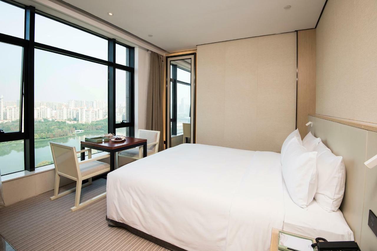 Virtuous World Hotel Foshan Esterno foto
