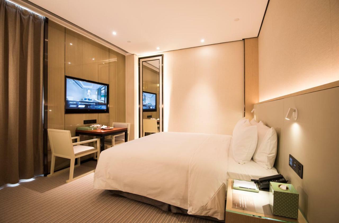 Virtuous World Hotel Foshan Esterno foto