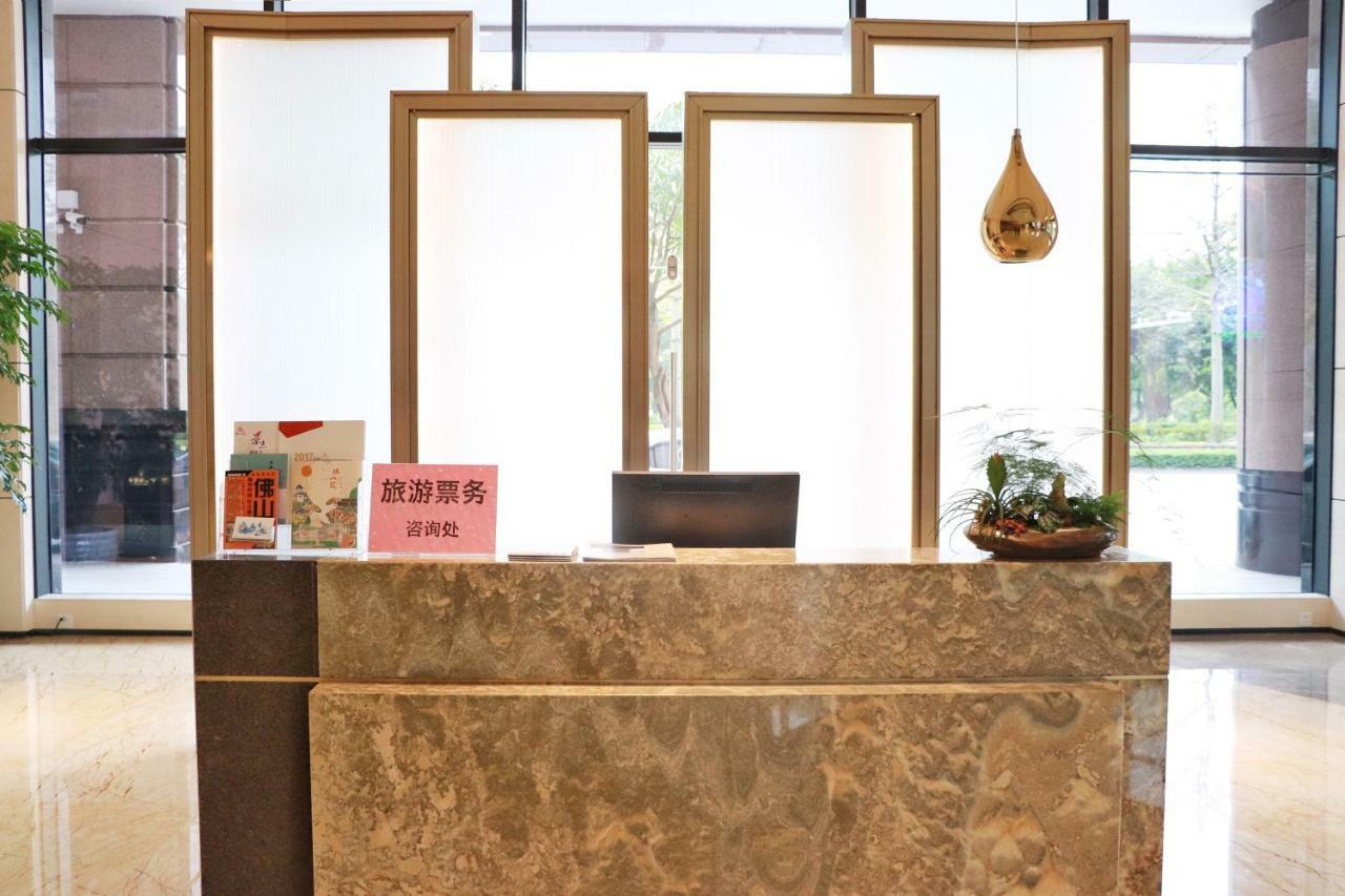 Virtuous World Hotel Foshan Esterno foto