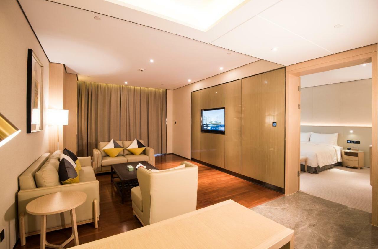 Virtuous World Hotel Foshan Esterno foto
